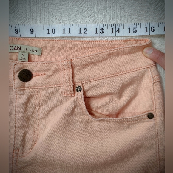 Brand New CAbi "Creamsicle" Cropped Jeans #329, Peach Color Mid Rise, Size 6 - Picture 13 of 14